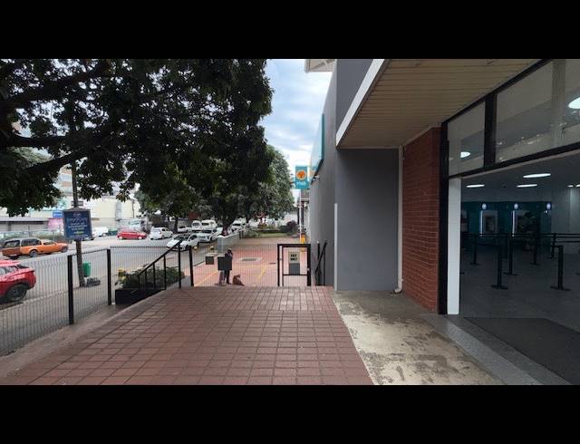202M² OFFICE TO LET IN GLENWOOD
